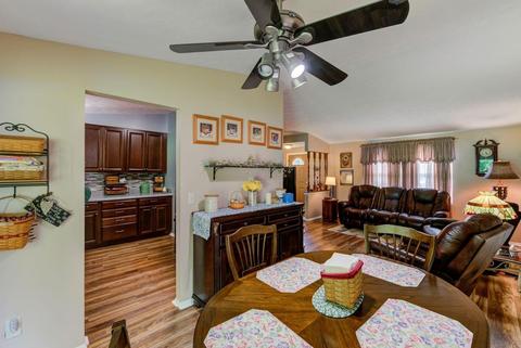 665 Holiday Dr, Cincinnati, OH 45245 photo 5