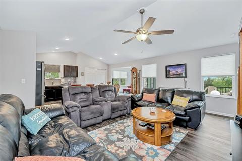 2160 Pumpkin Ridge Ct, Hamilton, OH 45013 photo 12