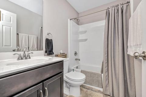 2160 Pumpkin Ridge Ct, Hamilton, OH 45013 photo 32