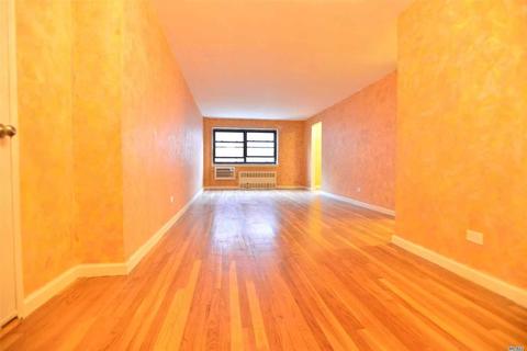 5708 Ridge Ave, Cincinnati, OH 45213 photo 2