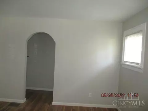 18 Ridgeway Rd, Cincinnati, OH 45216 photo 9