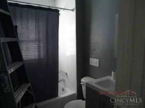 18 Ridgeway Rd, Cincinnati, OH 45216 photo 5