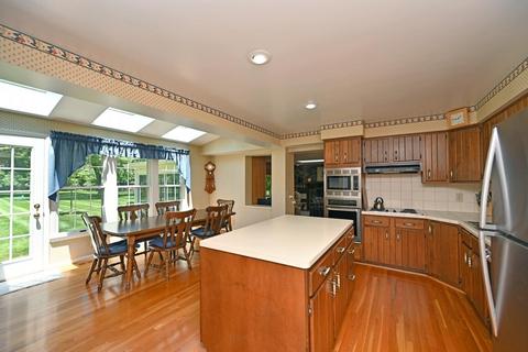 7724 Trailwind Dr, Montgomery, OH 45242 photo 10