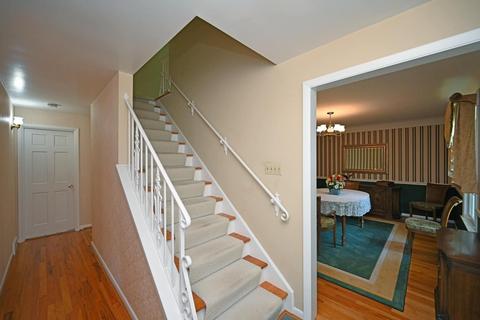 7724 Trailwind Dr, Montgomery, OH 45242 photo 5