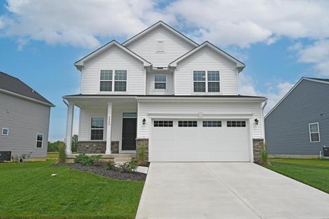 2222 Streamside Dr, Batavia, OH 45103 photo 1