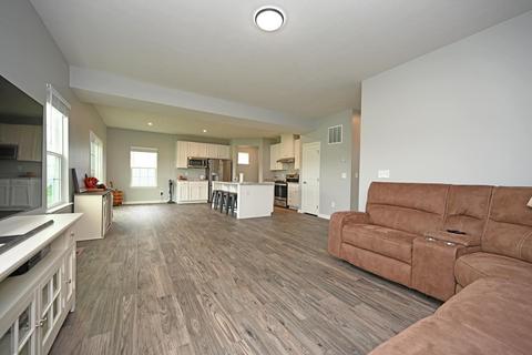 2222 Streamside Dr, Batavia, OH 45103 photo 6