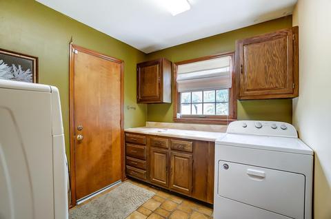 1057 Devils Backbone Rd, Cincinnati, OH 45233 photo 12