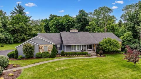 1057 Devils Backbone Rd, Cincinnati, OH 45233 photo 1