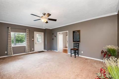 304 Cleves Ave, Cleves, OH 45002 photo 6