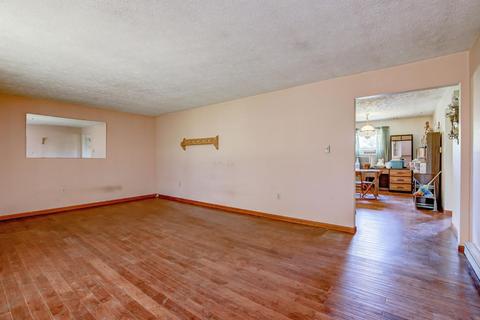 2458 Morman Rd, Hamilton, OH 45013 photo 3