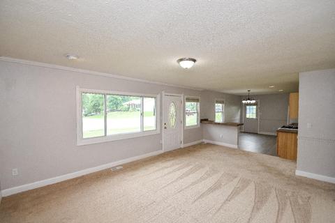 2429 Schon Dr, Cincinnati, OH 45231 photo 6