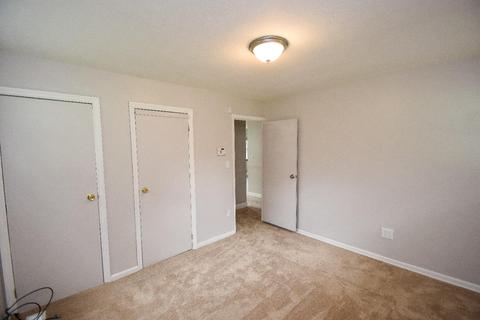 2429 Schon Dr, Cincinnati, OH 45231 photo 11