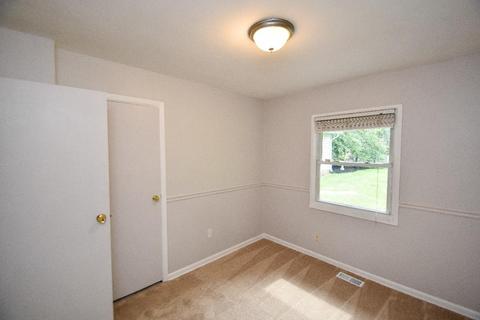 2429 Schon Dr, Cincinnati, OH 45231 photo 13