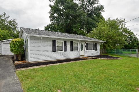 2429 Schon Dr, Cincinnati, OH 45231 photo 1