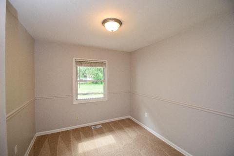 2429 Schon Dr, Cincinnati, OH 45231 photo 12