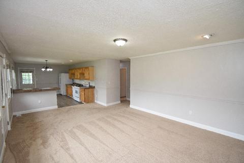 2429 Schon Dr, Cincinnati, OH 45231 photo 5