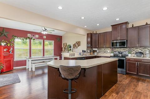 6855 Bragg Ln, Harrison, OH 45030 photo 3