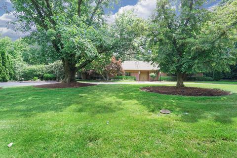 7900 Springvalley Dr, Cincinnati, OH 45236 photo 2