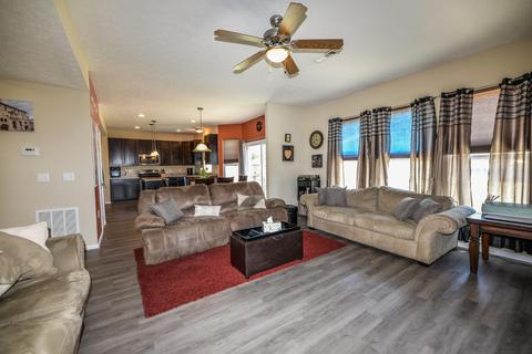 686 Hafton Ct, Maineville, OH 45039 photo 3