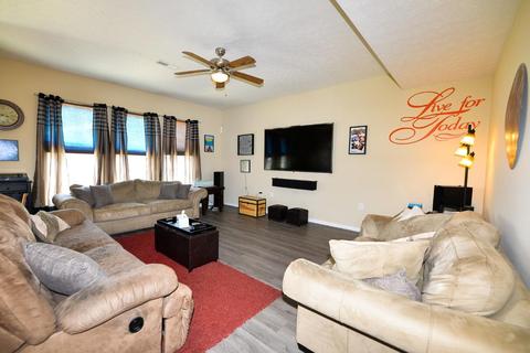 686 Hafton Ct, Maineville, OH 45039 photo 4