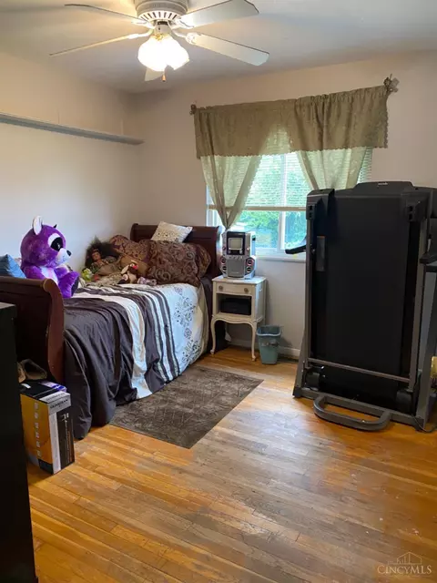 806 Holyoke Dr, Forest Park, OH 45240 photo 6