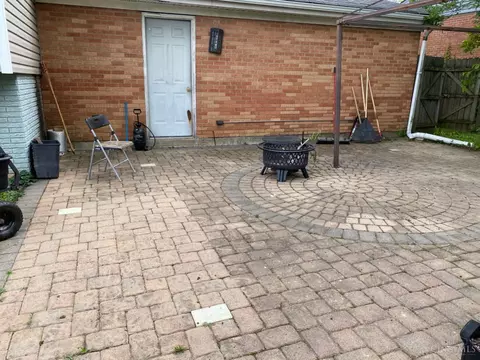 806 Holyoke Dr, Forest Park, OH 45240 photo 11