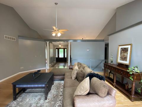937 Locust Ln, Cincinnati, OH 45245 photo 15