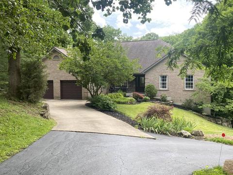 937 Locust Ln, Cincinnati, OH 45245 photo 1