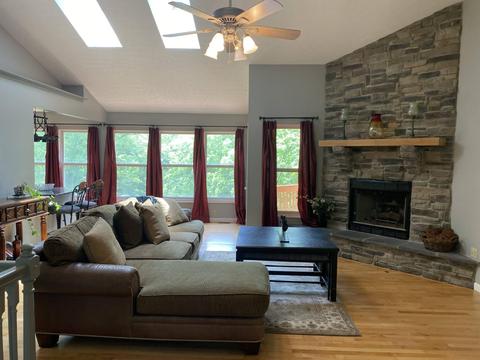 937 Locust Ln, Cincinnati, OH 45245 photo 11