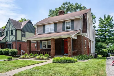 3849 Indianview Ave, Mariemont, OH 45227 photo 2