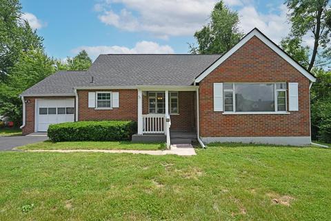 4052 Mclean Dr, Cincinnati, OH 45255 photo 1