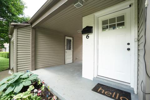6 Damon Rd, Greenhills, OH 45218 photo 3