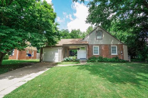 6 Damon Rd, Greenhills, OH 45218 photo 1