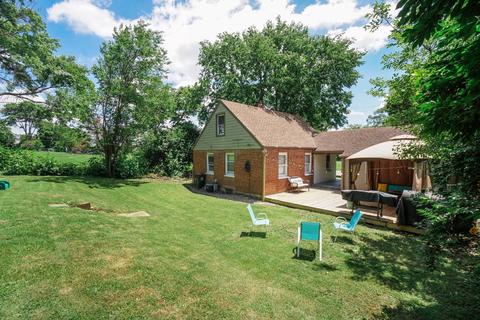 6 Damon Rd, Greenhills, OH 45218 photo 31