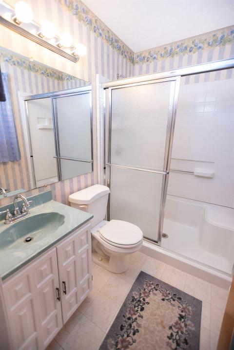 9876 Shellbark Ln, Cincinnati, OH 45231 photo 18