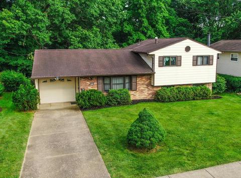 9876 Shellbark Ln, Cincinnati, OH 45231 photo 1