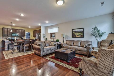 984 Misty Stream Dr, Cincinnati, OH 45231 photo 4