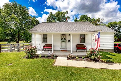 116 Burroughs St, Blanchester, OH 45107 photo 1