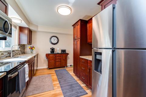 1015 Newcastle Dr, Cincinnati, OH 45231 photo 12