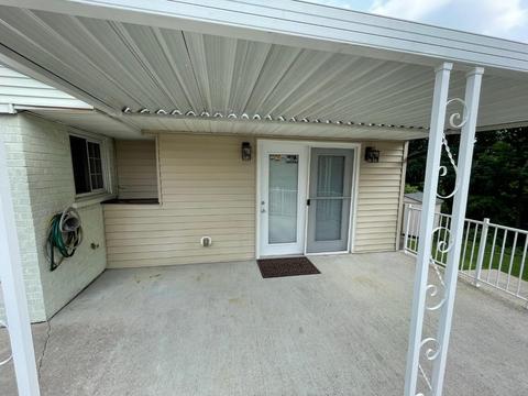 9250 Ranchill Dr, Cincinnati, OH 45231 photo 4