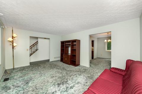 968 Glendale Dr, Batavia, OH 45103 photo 5