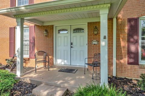 4975 Twinbrook Ct, Blue Ash, OH 45242 photo 2