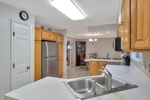 4975 Twinbrook Ct, Blue Ash, OH 45242 photo 14