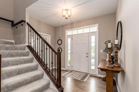1007 Prestwick Pl, Cincinnati, OH 45245 photo 3