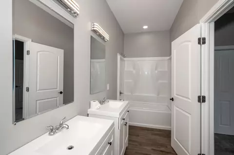 477 Crestline Ave, Cincinnati, OH 45205 photo 6