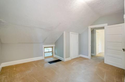 2829 Observatory Ave, Cincinnati, OH 45208 photo 27
