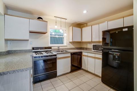 2829 Observatory Ave, Cincinnati, OH 45208 photo 12