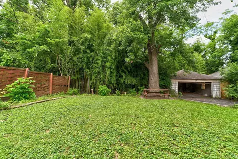 677 Riddle Rd, Cincinnati, OH 45220 photo 9