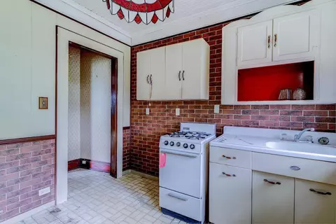 677 Riddle Rd, Cincinnati, OH 45220 photo 43