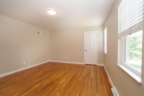 979 Springbrook Dr, Cincinnati, OH 45224 photo 17